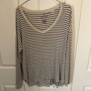 American Eagle Soft & Sexy long sleeve shirt